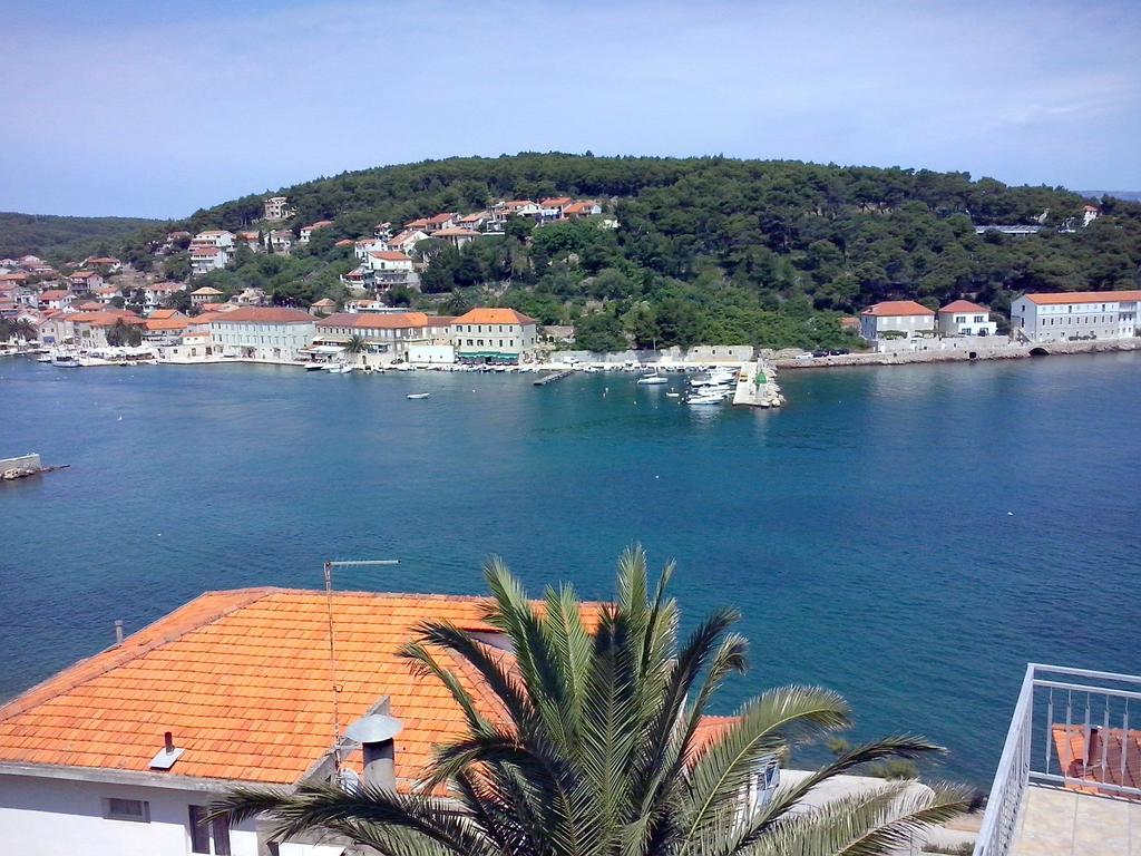 Apartments Rubinic Jelsa  Quarto foto